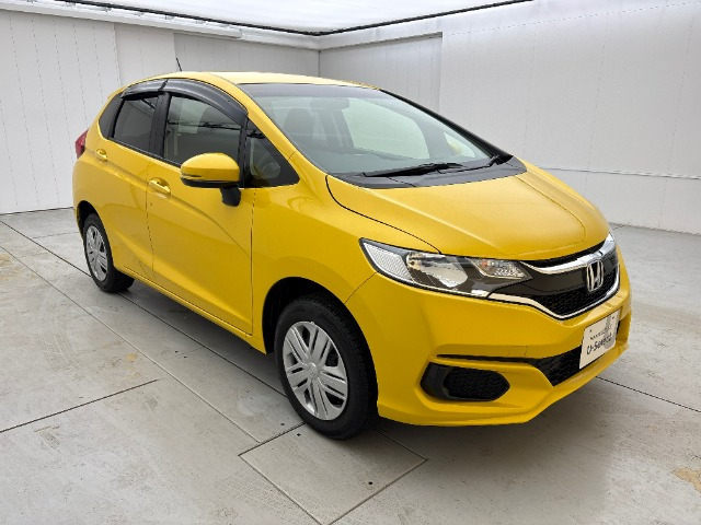 フィット1.3 13G Fパッケージ 4WD