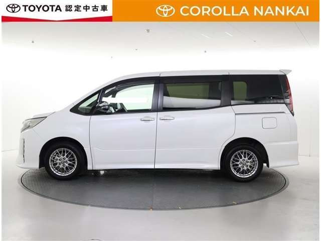 ノア1.8 ハイブリッド Si W×B II
