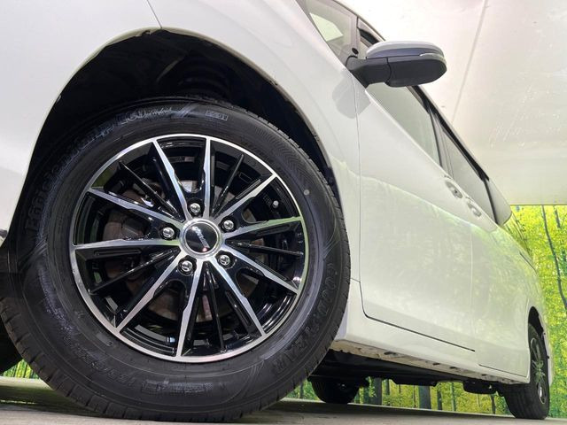 �y�A���~�z�C�[���z�O�ςɃ}�b�`�����A���~�z�C�[���𑕒����Ă���܂��B�e��A���~�z�C�[����A�X�^�b�h���X�^�C�����戵�����Ă���܂��B���񂲑��k����������