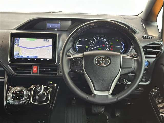 ノア1.8 ハイブリッド Si W×B II
