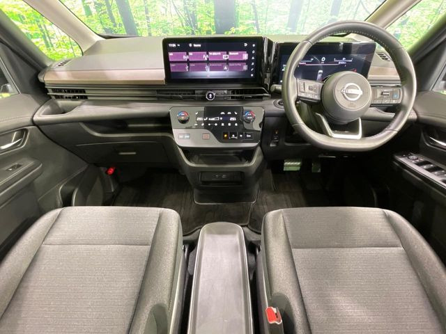 セレナ1.4 e-POWER ハイウェイスターV
