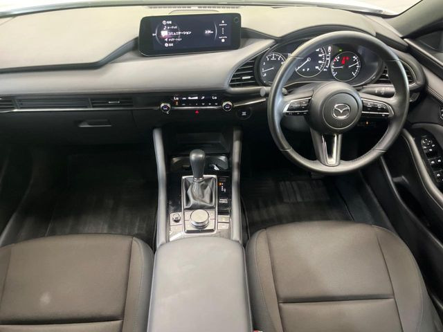 MAZDA3ファストバック1.5 15S ツーリング
