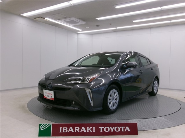 プリウス1.8 S セーフティ プラスII