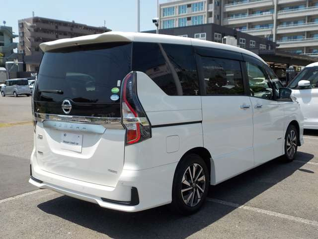 セレナ2.0 ハイウェイスターV