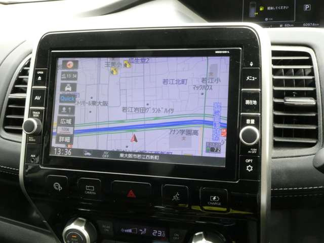 セレナ1.2 e-POWER ハイウェイスターV