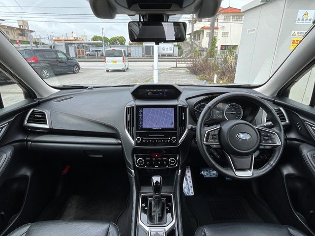 フォレスター2.0 アドバンス 4WD