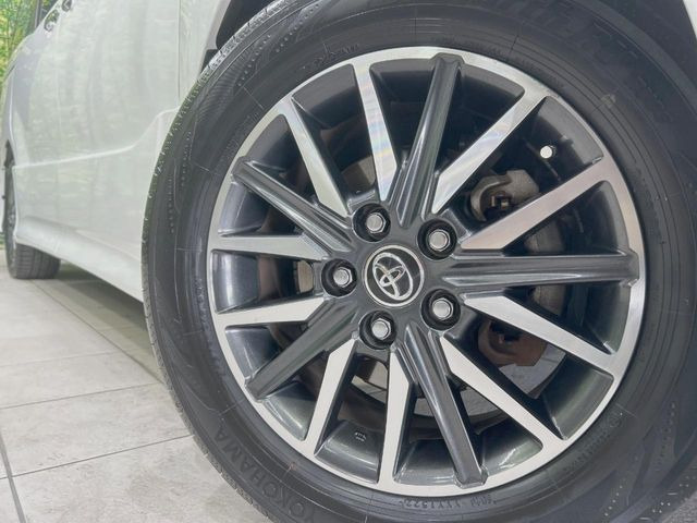 �y����16�C���`�A���~�z�C�[���z�O�ςɃ}�b�`���������A���~�z�C�[���𑕒����Ă���܂��B�e��ЊO�A���~�z�C�[����A�X�^�b�h���X�^�C�����戵�����Ă���܂��B���񂲑��k����������