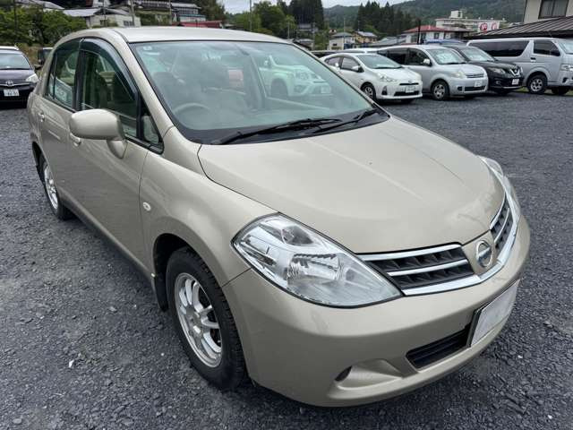 ティーダラティオ1.5 15M FOUR 4WD