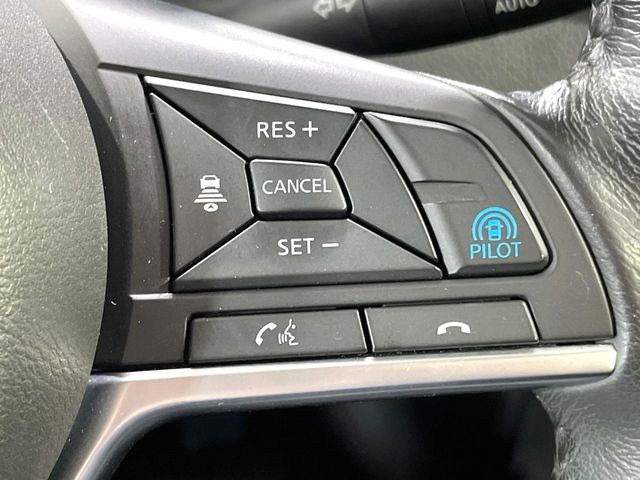 エクストレイル2.0 20Xi