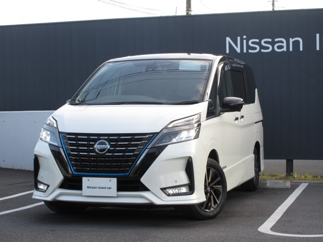 セレナ1.2 e-POWER ハイウェイスターV