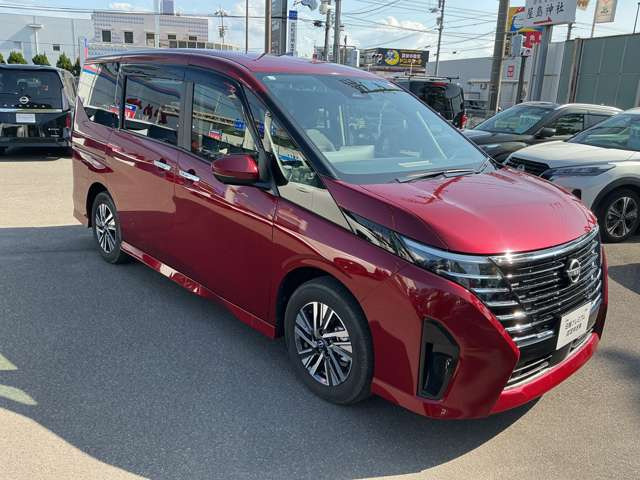 セレナ1.4 e-POWER ハイウェイスターV