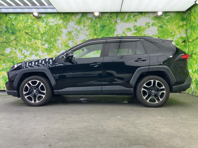 RAV42.0 アドベンチャー 4WD
