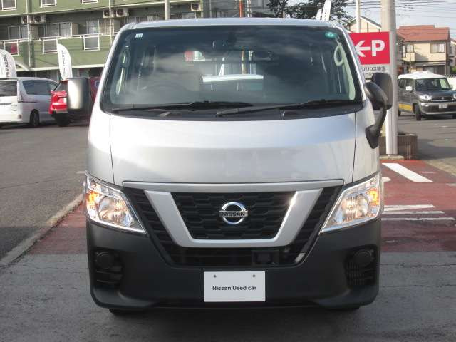 NV350キャラバン2.0 DX ロング