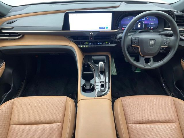 クラウンスポーツ2.5 Z E-Four 4WD