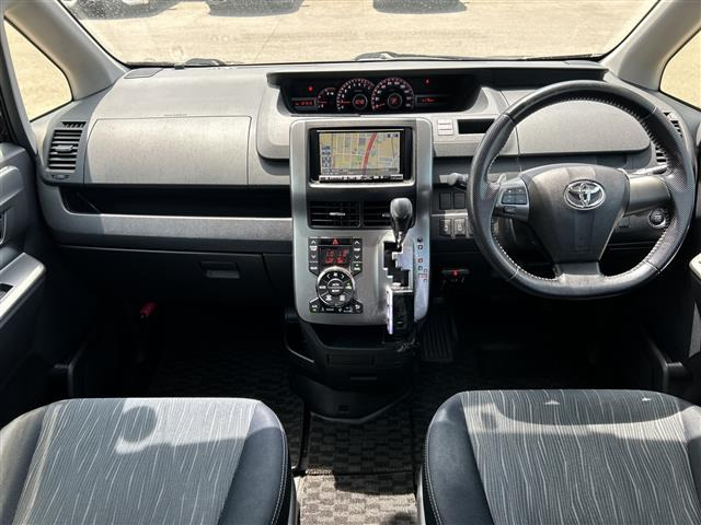 ヴォクシー2.0 ZS 煌II