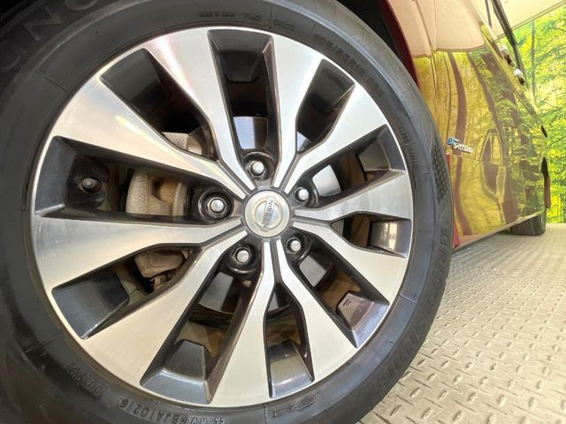 �y����16�C���`�A���~�z�C�[���z�O�ςɃ}�b�`���������A���~�z�C�[���𑕒����Ă���܂��B�e��ЊO�A���~�z�C�[����A�X�^�b�h���X�^�C�����戵�����Ă���܂��B���񂲑��k����������