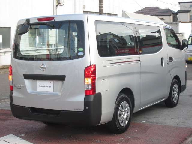 NV350キャラバン2.0 DX ロング
