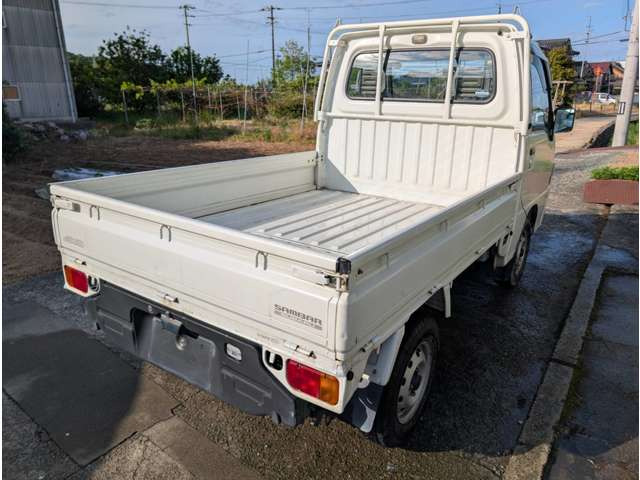 サンバートラック