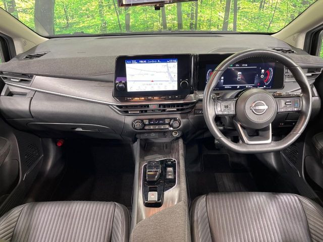 ノートオーラ1.2 G FOUR レザーエディション 4WD