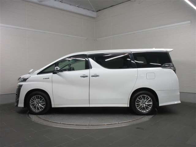 ヴェルファイアハイブリッド 2.5 Z E-Four 4WD