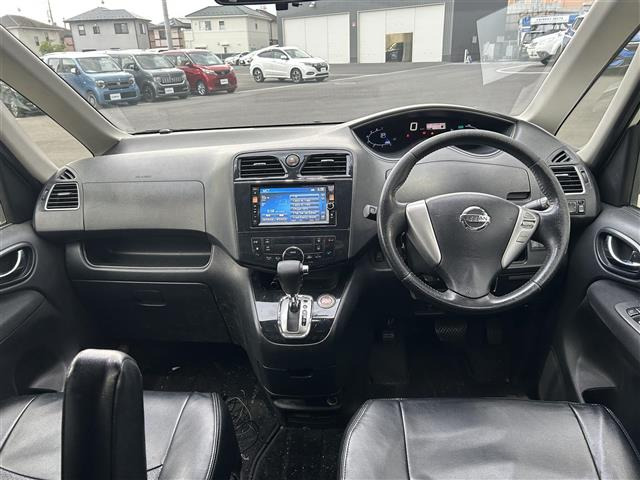 セレナ2.0 ハイウェイスター S-HYBRID