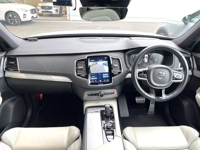 XC90B6 AWD Rデザイン 4WD