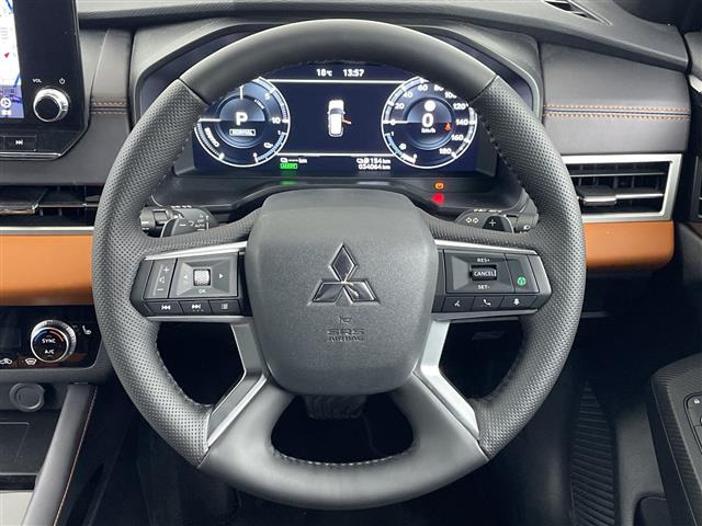 アウトランダーPHEV 2.4 P 4WD