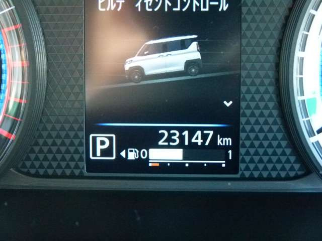 デリカミニT プレミアム 4WD