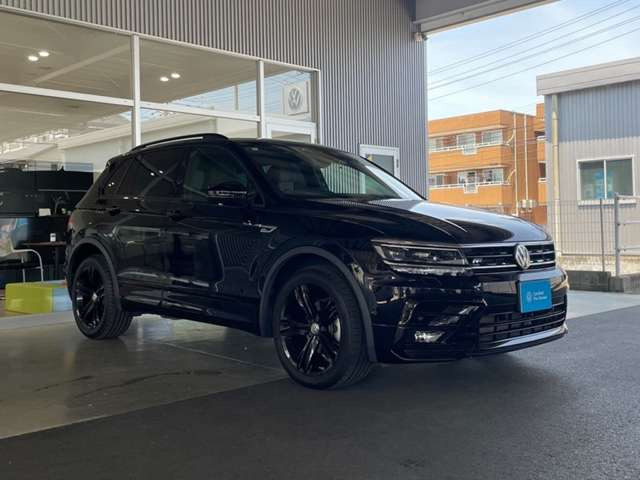 ティグアンTDI 4モーション Rライン ブラックスタイル ディーゼル 4WD