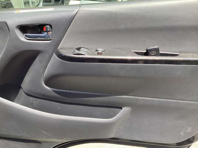 �S�ԕۏؕt��!�ʓr�L���ōŒ�3�N���s������������������܂�!�����Ȃǌ�����܂��̂ŁA���C�y�ɂ��₢���킹����������