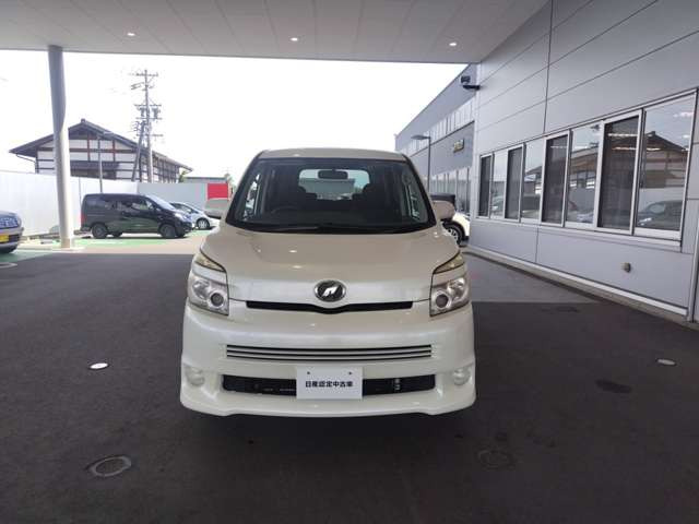 ヴォクシー2.0 Z 4WD