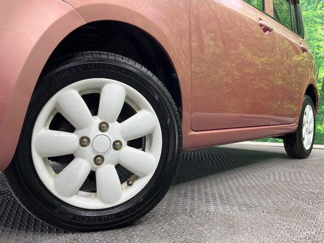 �y����14�C���`�A���~�z�C�[���z�O�ςɃ}�b�`���������A���~�z�C�[���𑕒����Ă���܂��B�e��ЊO�A���~�z�C�[����A�X�^�b�h���X�^�C�����戵�����Ă���܂��B���񂲑��k����������