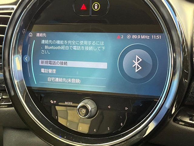 ��Bluetooth:���莝���̃X�}�[�g�t�H���ȂǂƐڑ����A�n���Y�t���[�ʘb��Տꊴ����~���[�W�b�N�Đ������y���݂��������܂��B�����ڑ��ł��̂Ŕς킵��������܂����