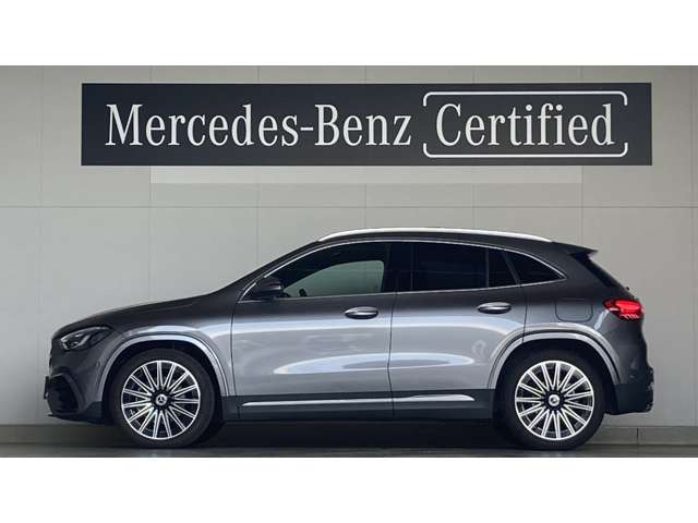 GLAクラスGLA200d 4マチック AMGラインパッケージ 4WD