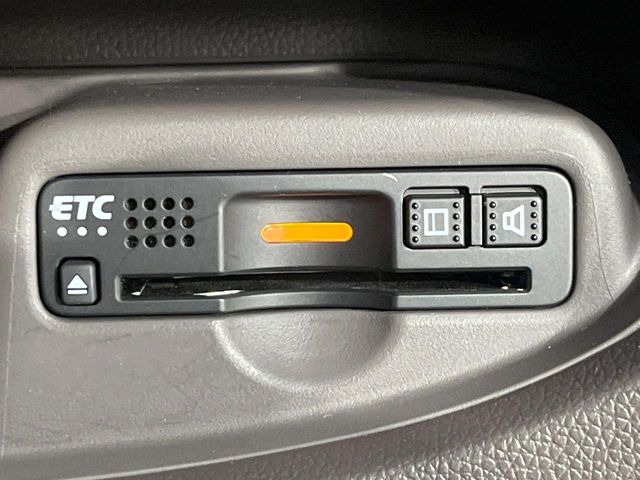 【ETC】高速道路の料金所をストレスなく通過!話題のスポットやサービスエリアに多い「スマートIC」利用時は必須のアイテムです。当店でセットアップを実施、ご納車当日からすぐにご利用いただけます!