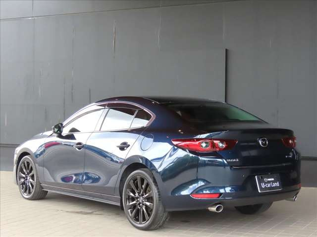 MAZDA3セダン1.8 XD ブラックトーンエディション