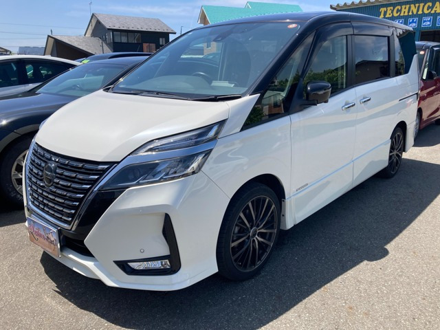セレナ2.0 ハイウェイスターV