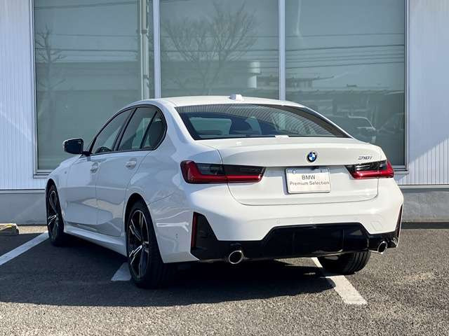 3シリーズセダン318i