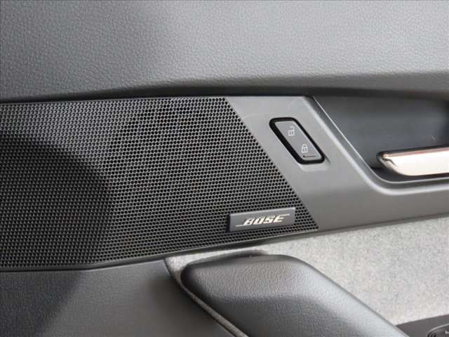 MX-30ロータリーEVナチュラル モノトーン