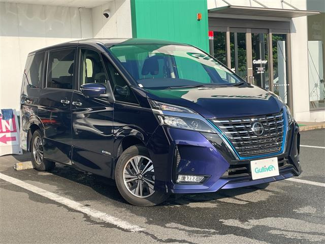 セレナ1.2 e-POWER ハイウェイスターV