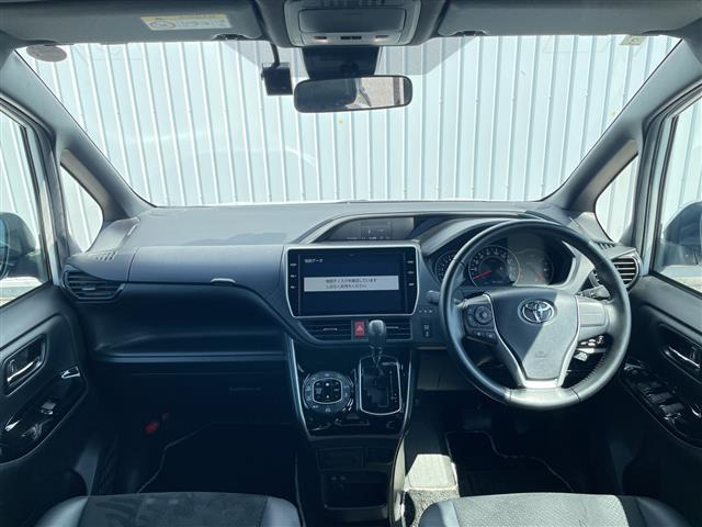 ヴォクシー2.0 ZS 煌III