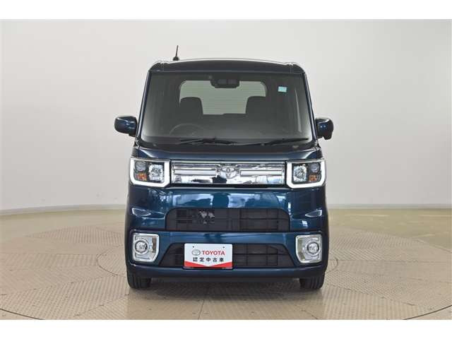 ピクシスメガGターボ レジャーエディション SAIII 4WD