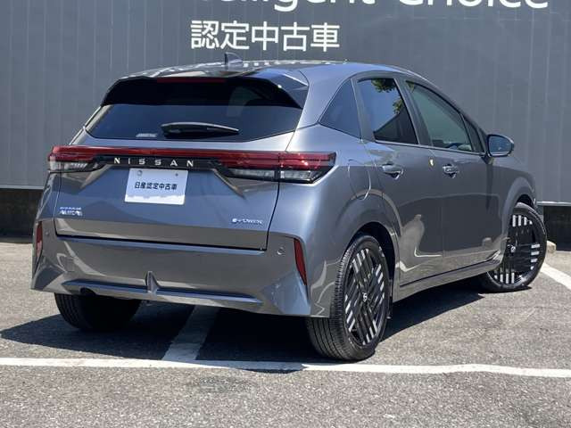 ノートオーラ1.2 G レザーエディション