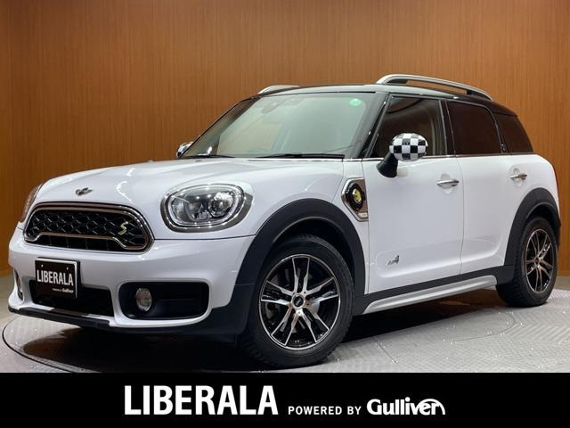 ミニクロスオーバークーパー S E オール4 4WD