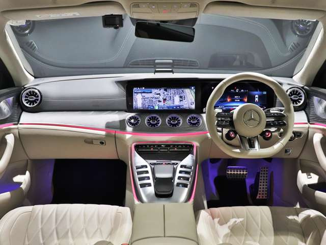 AMG GT 4ドアクーペ53 4マチックプラス 4WD