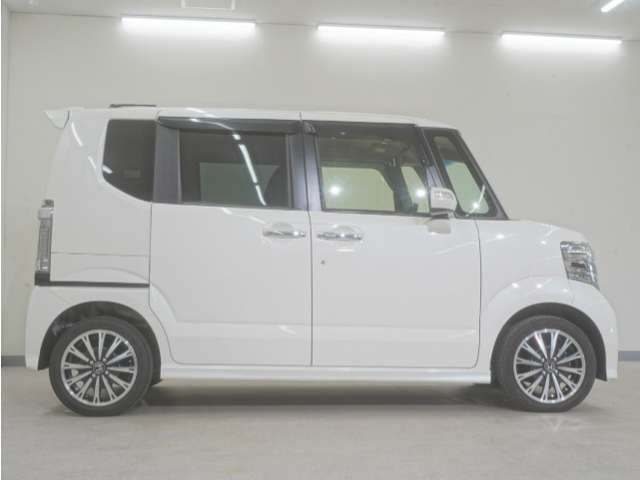 N-BOXカスタムG ターボ Lパッケージ 4WD
