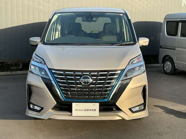 セレナ1.2 e-POWER ハイウェイスターV