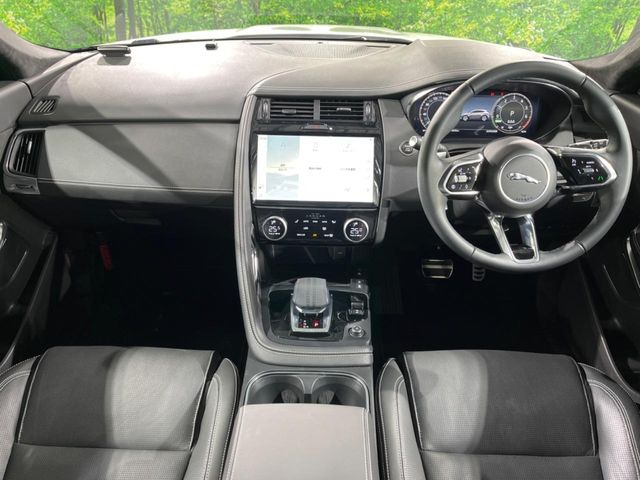 EペイスRダイナミック HSE 1.5L P300e 4WD