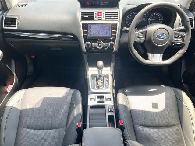 レヴォーグ1.6 GT アイサイト 4WD