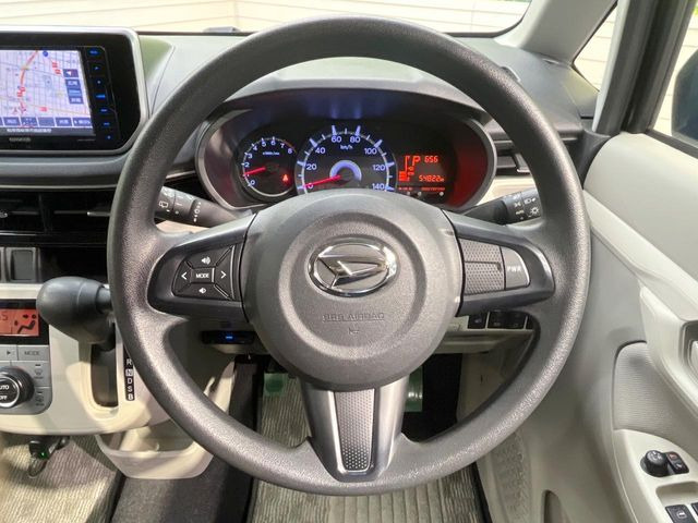 �y�X�e�A�����O�X�C�b�`�z�^�]���A�O������ڐ������炷���ƂȂ��A�I�[�f�B�I���̑��삪�\�ȕ֗��@�\!���S&���K�ȃh���C�u�����o���Ă���܂���